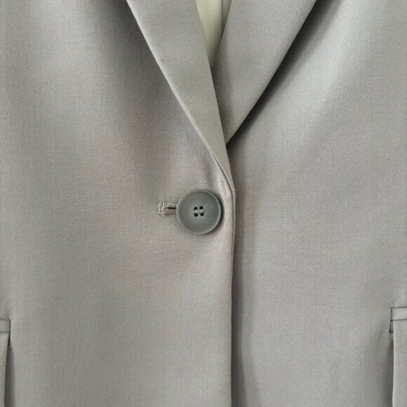 Women's Gray Blazer - Picture 4 of 7